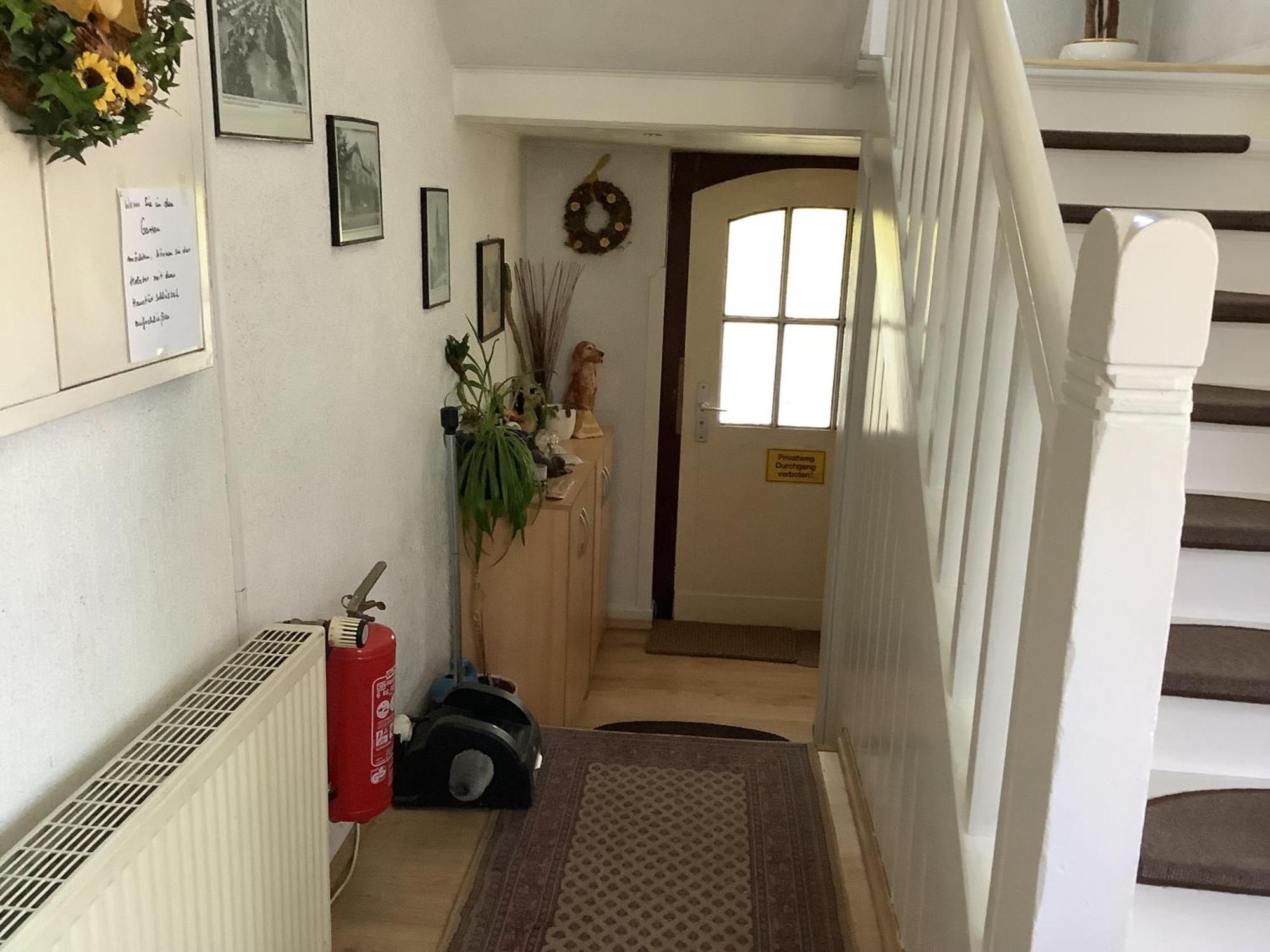 Schoenes Zimmer Im Seterant/Untergeschoss Essen Exterior photo